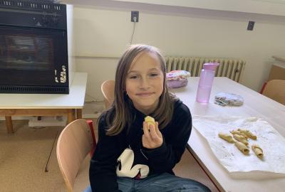 Voňavé pečení ve školní družině: svatomartinské rohlíčky