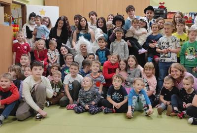 Vánoční pohádka ve Veselé