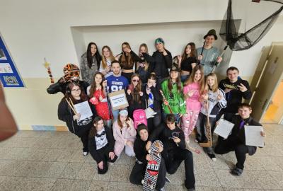 FOTO: Hobby den v 9.B